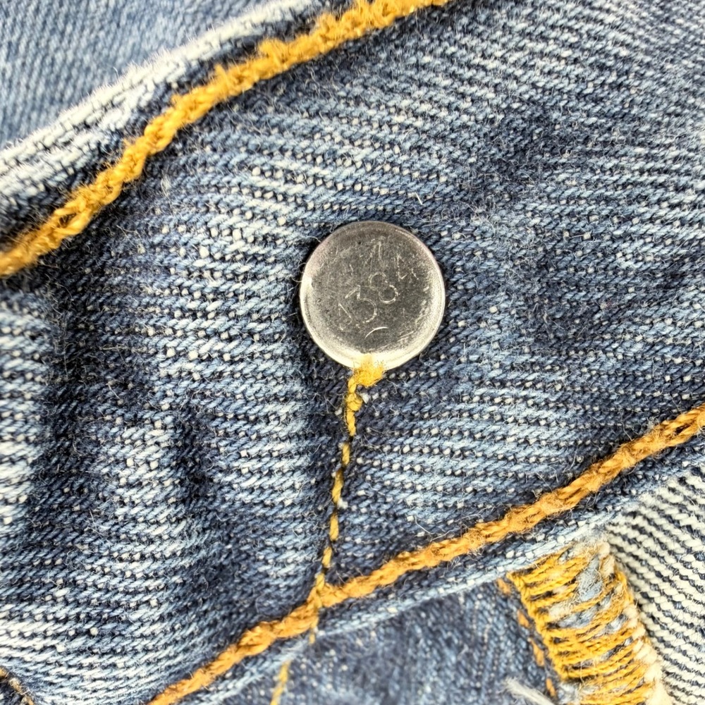 Levi's Men's 501 Original Fit Jeans 35x30 Blue Medium Wash Expanded Back Patch - Picture 5 of 11